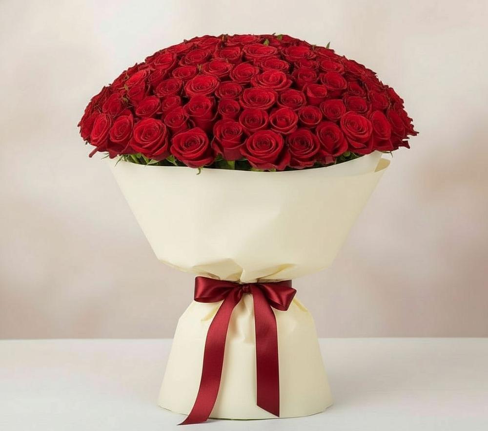 Букет 101 Красная роза Милано в Палане