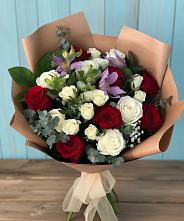 Букет цветов из:  Розы и Альстромерии в Палане