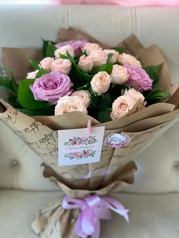 Букет цветов из: Розы в Палане