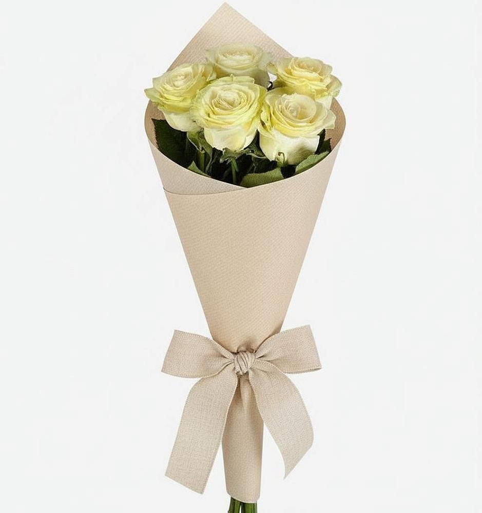 Букет цветов из: Розы в Палане