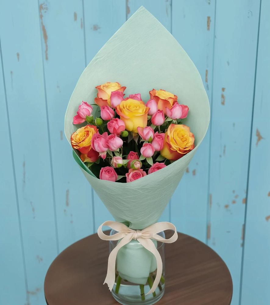 Букет цветов из: Розы в Палане