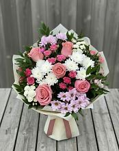 Букет цветов из:  Альстромерии, Гвоздики, Розы и Хризантемы в Палане