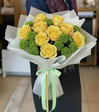 Букет цветов из:  Хризантемы и Розы в Палане