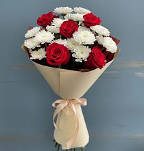 Букет цветов из:  Розы и Хризантемы в Палане
