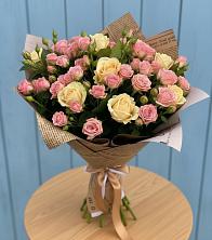 Букет цветов из:  Розы в Палане