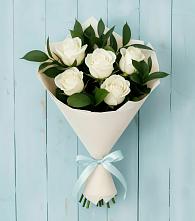 Букет цветов из:  Розы в Палане