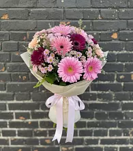 Букет цветов из:  Герберы и Хризантемы в Палане