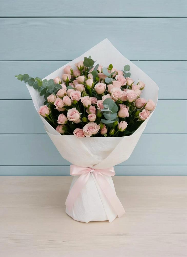 Букет цветов из: Розы в Палане