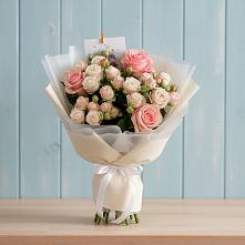 Букет цветов из:  Розы в Палане