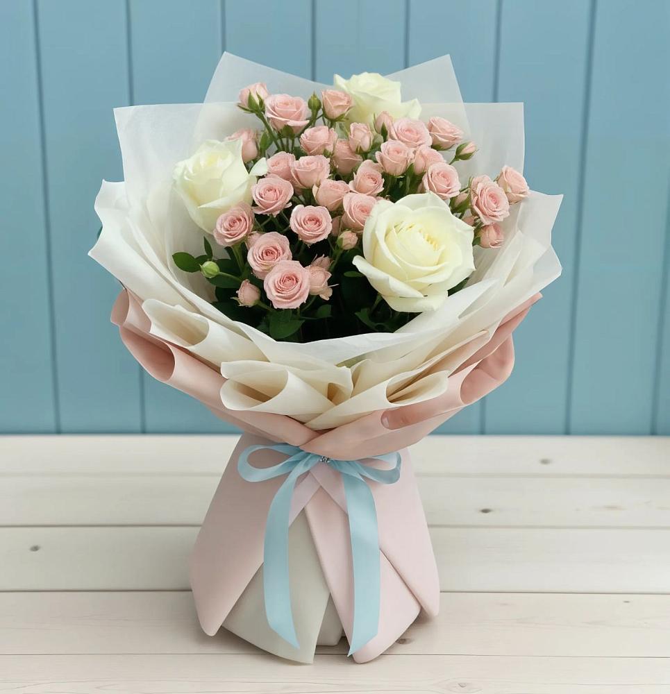 Букет цветов из: Розы в Палане