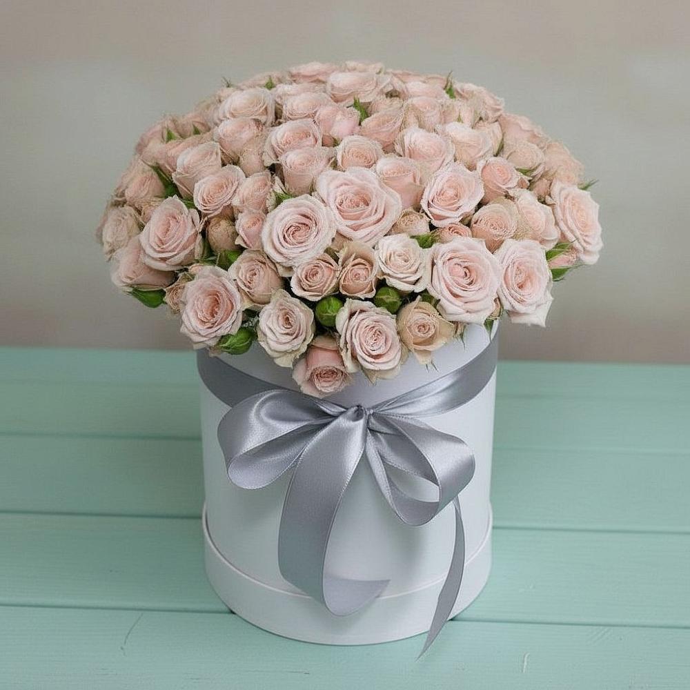 Цветочная композиция из Розы в шляпной коробке в Палане